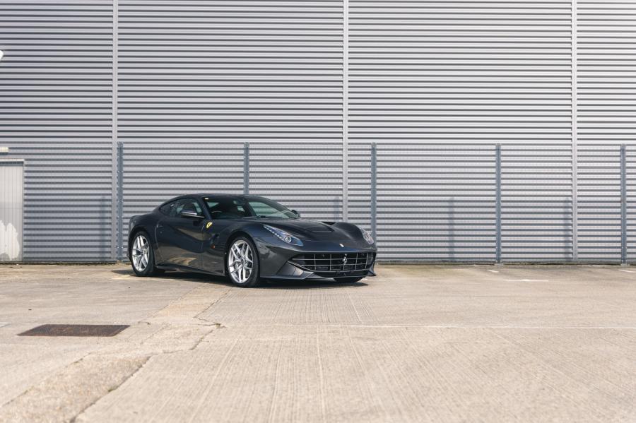  Ferrari F12berlinetta 2014 года  (UK) (фото 184 из 276)